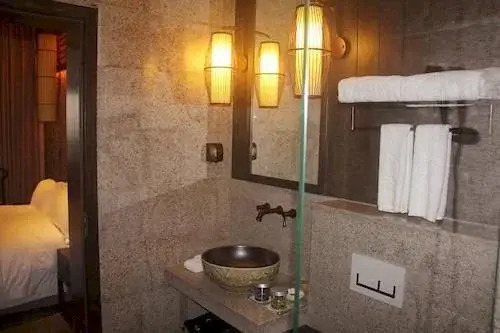 Jiudian Yiku Hotel Pinge Inn