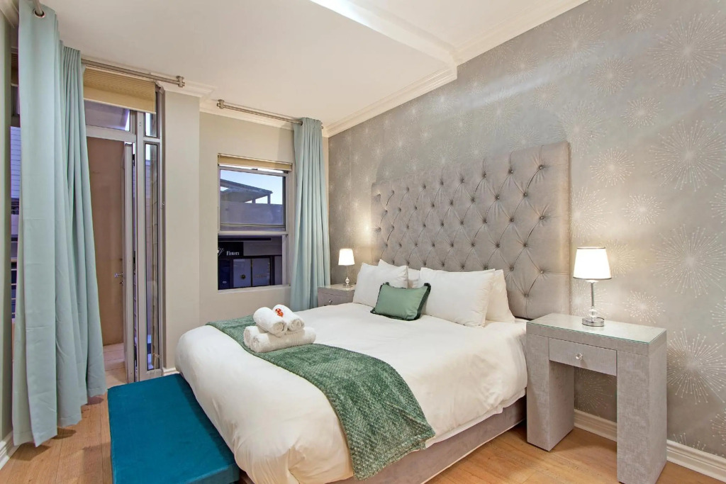 Seaside Village B22 by Host Agents