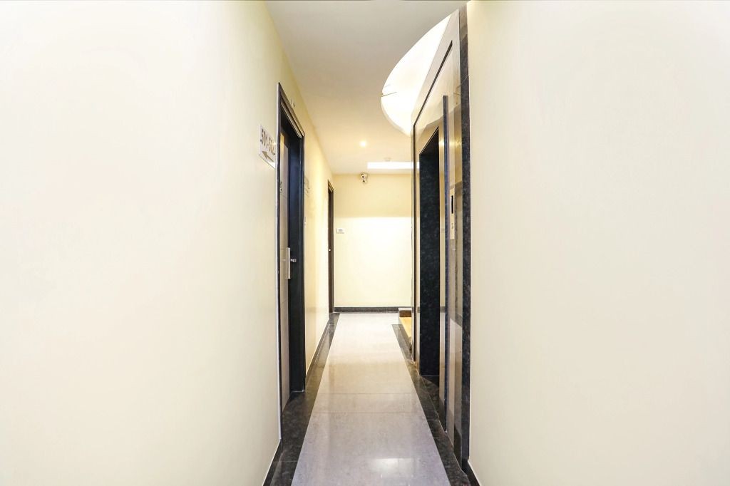FabHotel Shubhangan - Nr Bandra