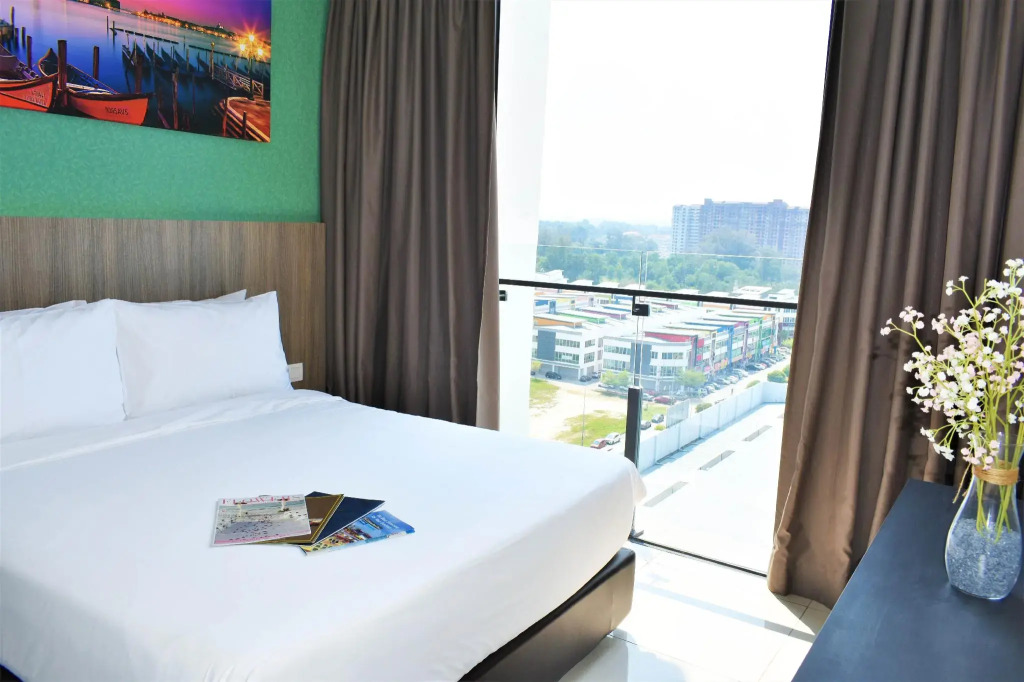 DWharf Hotel & Serviced Residence