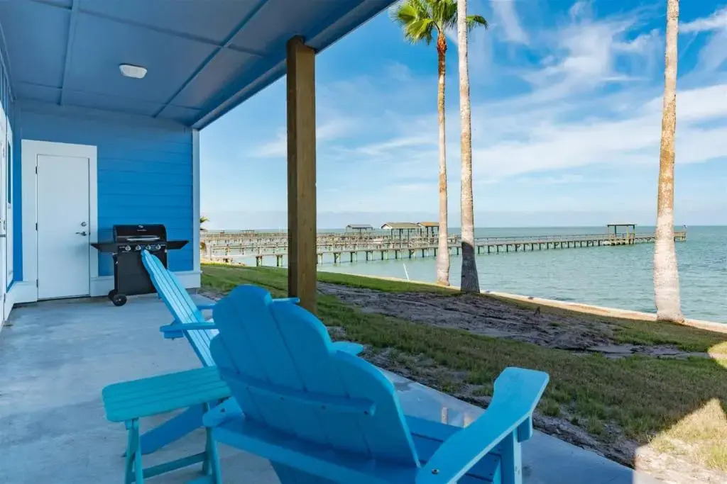 Copano Breeze by Miss Kitty’s