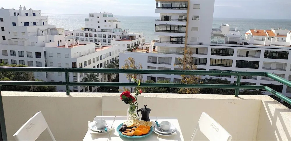 T1 Avenida Mar 8 200m Praia Wi-fi 4 Pessoas