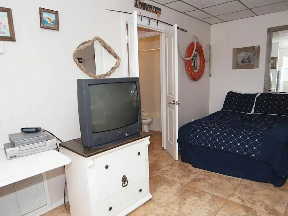 Island 5 1 Bedroom Condo