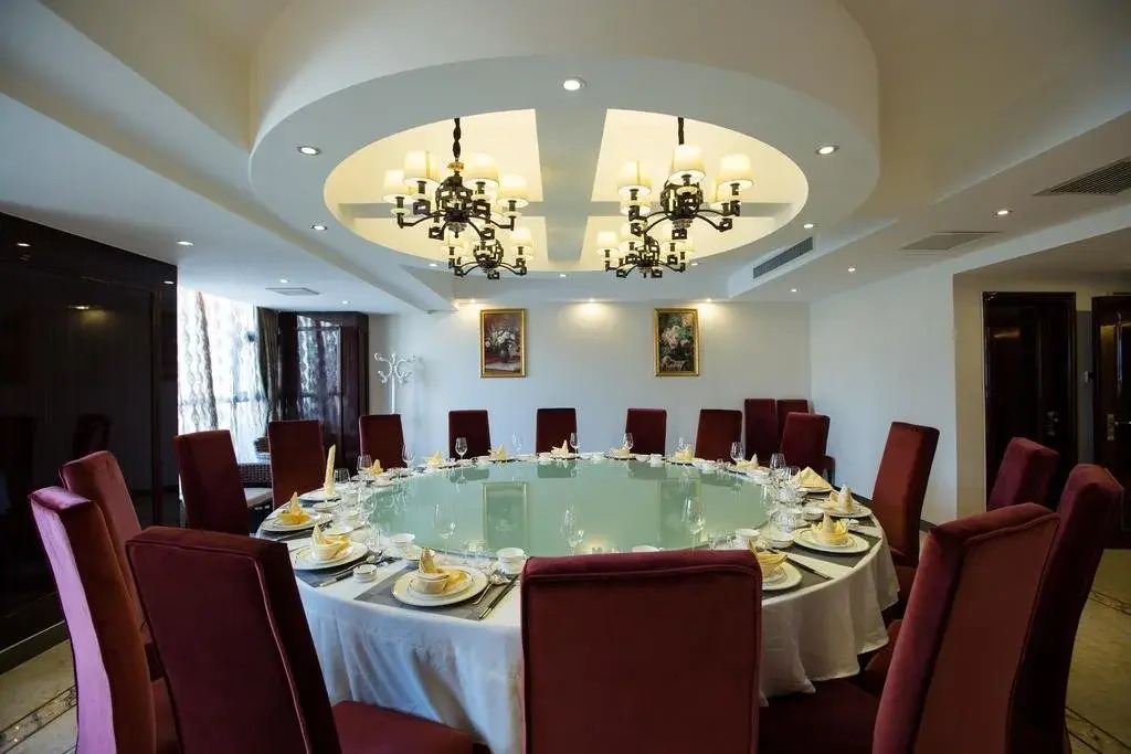 Vienna Hotel Zhumadian Huayuan Xuefu