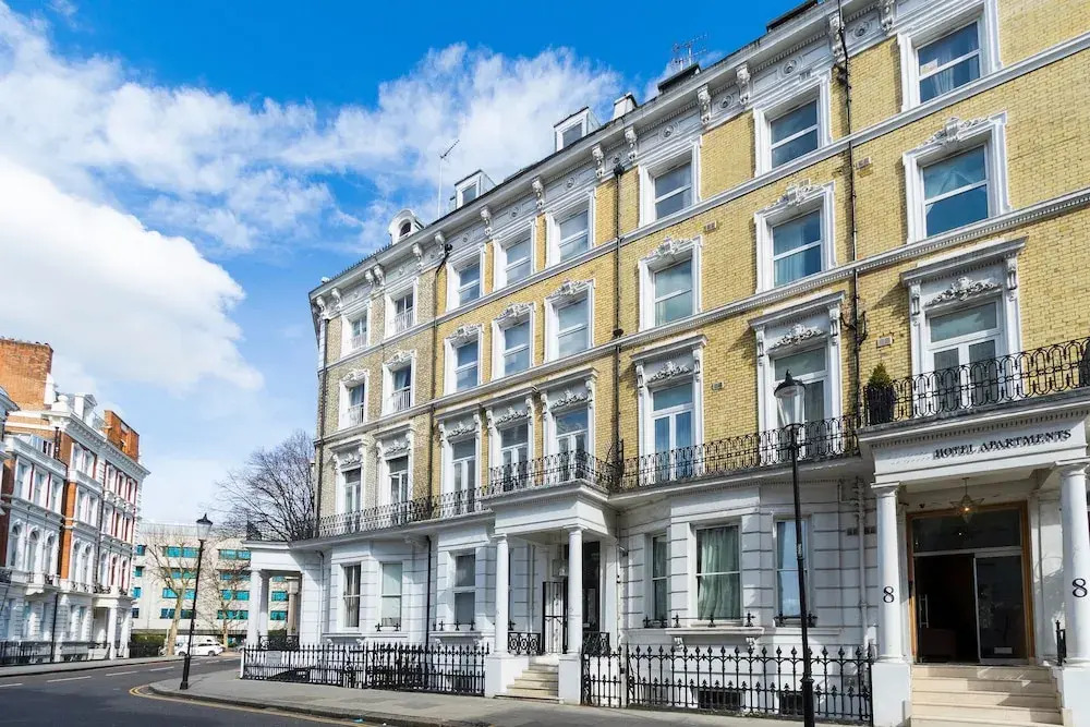 Stylish Earl's Court Studios