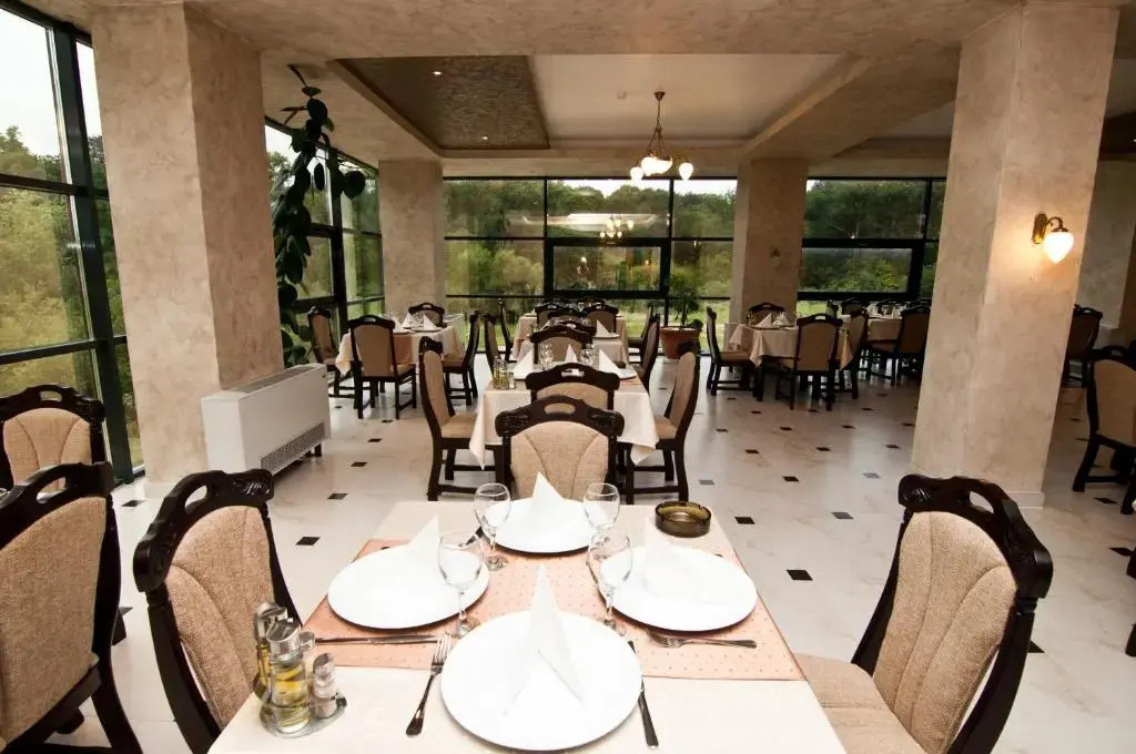 Hotel Hyperion