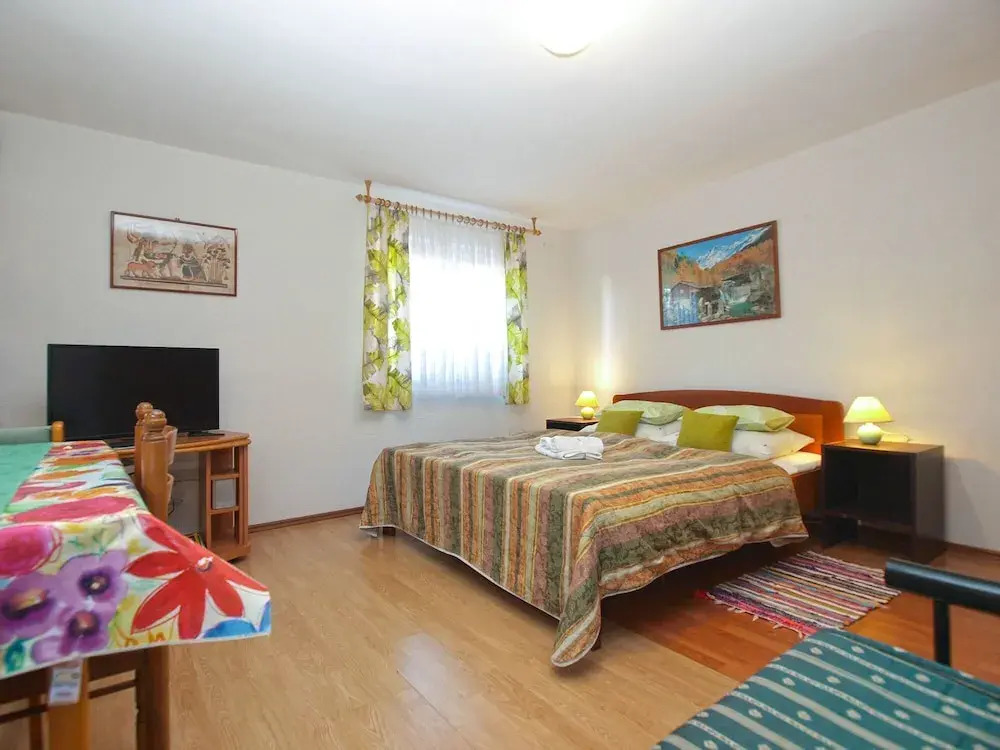 Apartments Jacqueline 1227