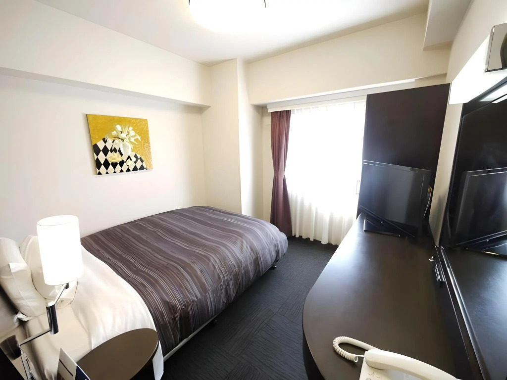 Hotel Route-Inn Yokohama Bashamichi