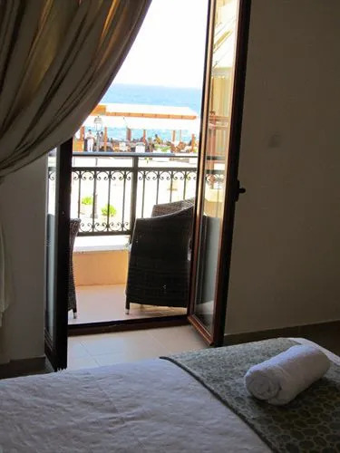 Separe House