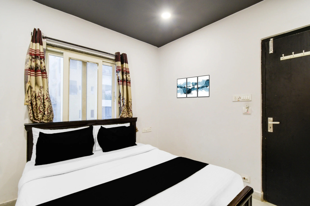 Super Townhouse Alwal Road