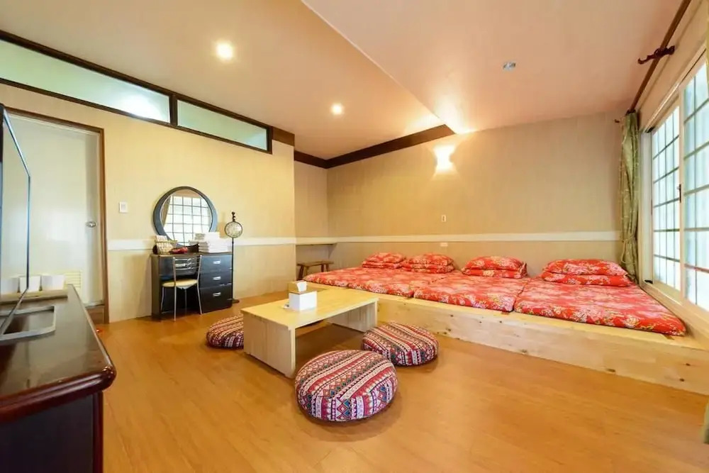Hualien Yanliau B&B