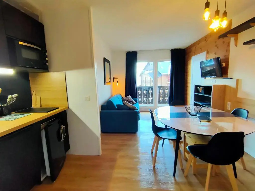 Risoul Appartement 2 chambres Piscine Balcons de Sirius
