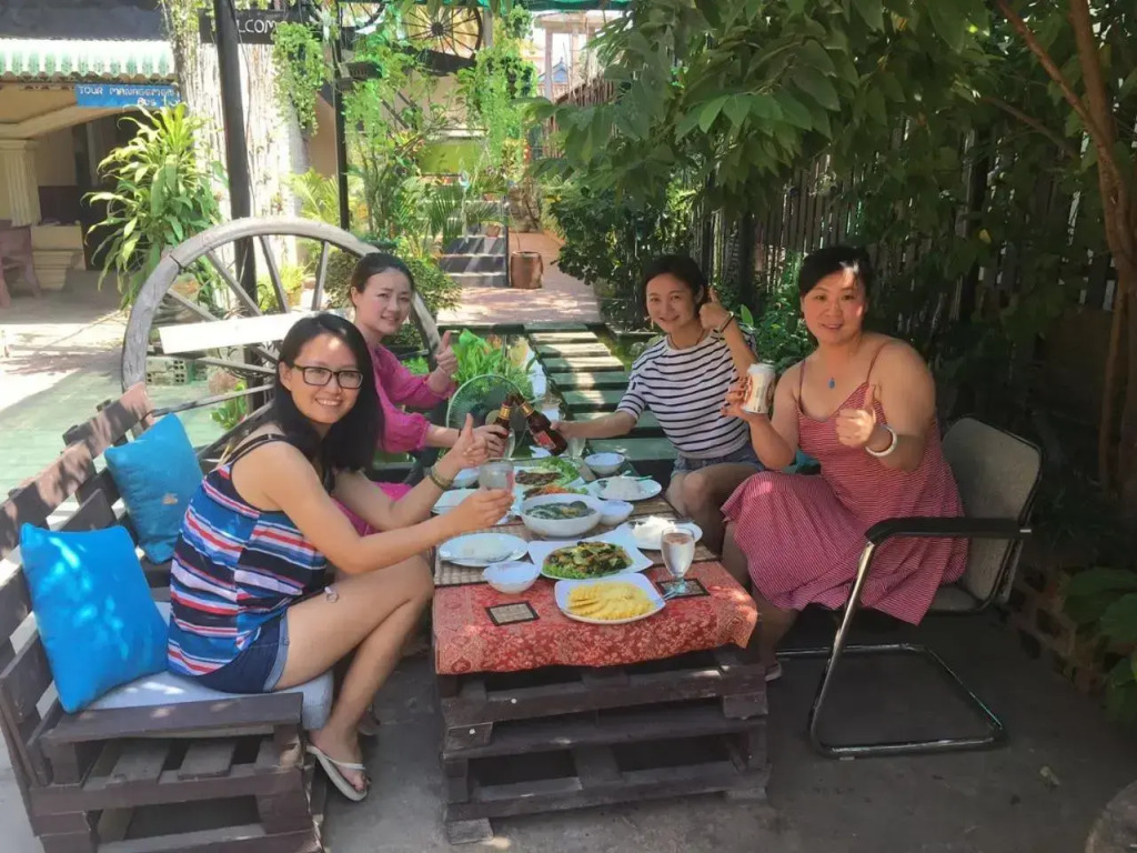 okHouseBiz BNB
