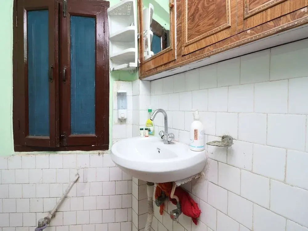 OYO 14125 Home Hill View 2BHK Clock Tower