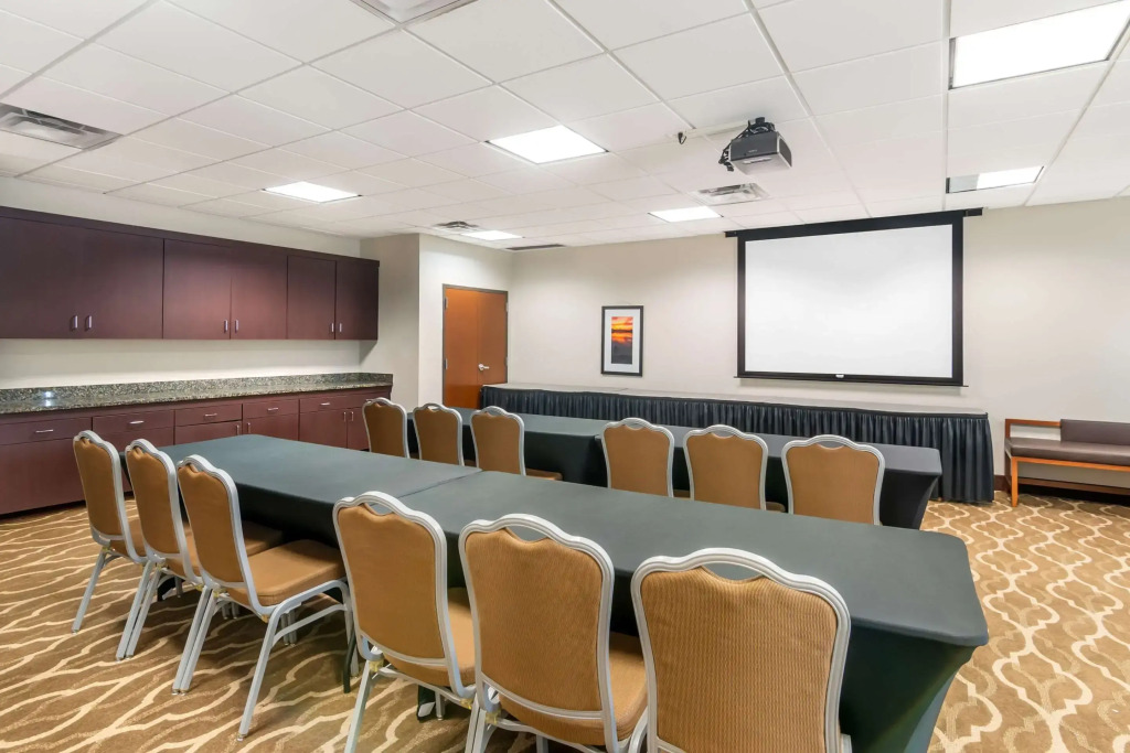 Comfort Suites Manhattan