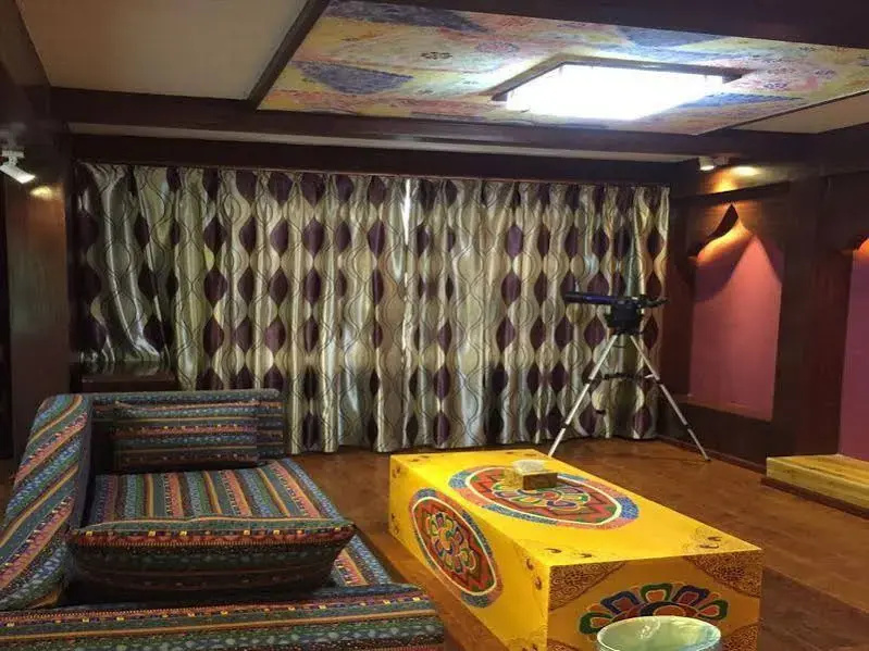 Ruo Chujian Youth Hostel