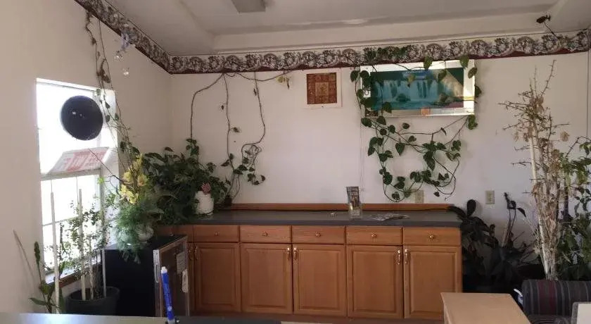 Avalon Motel
