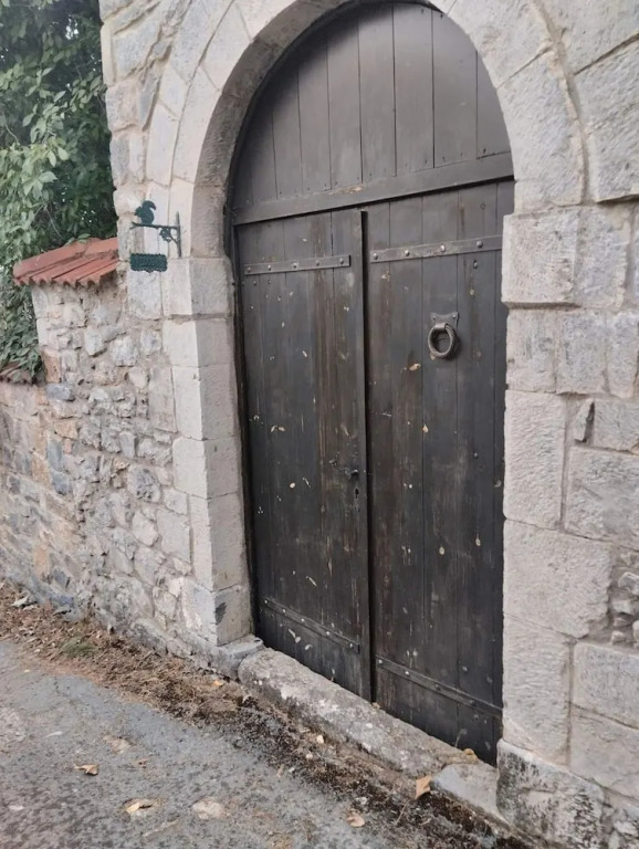 Vitina Number 5 House