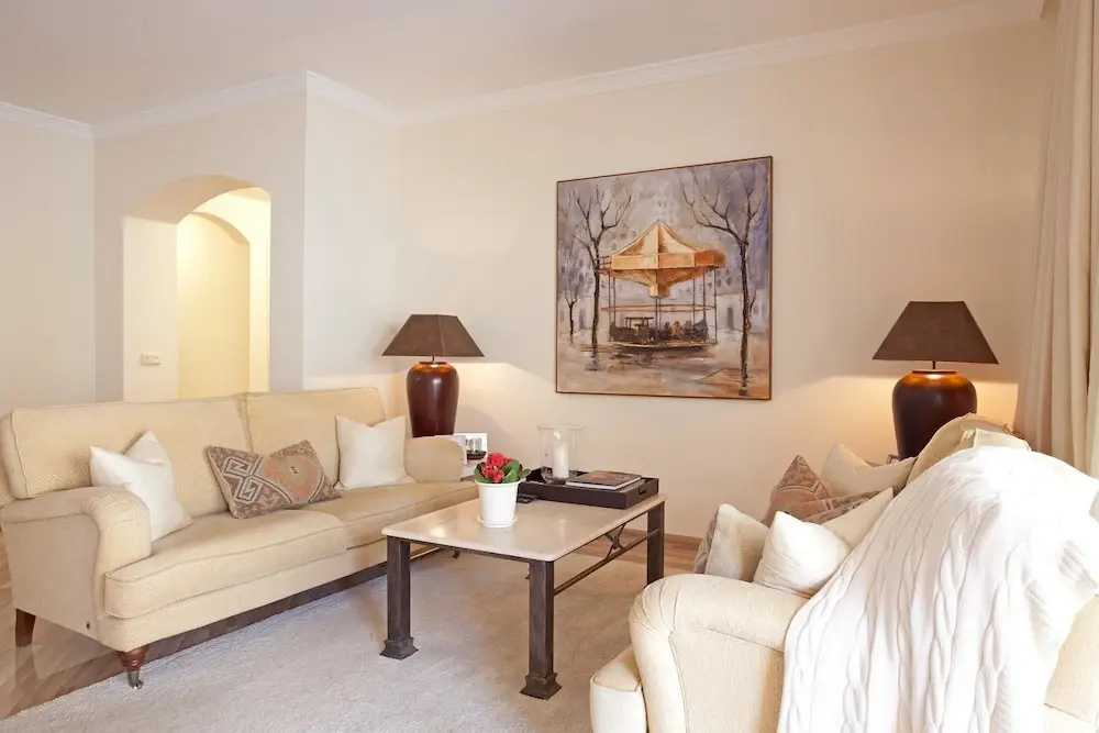 Sea Breeze Luxury Hacienda Elviria - EaW Homes