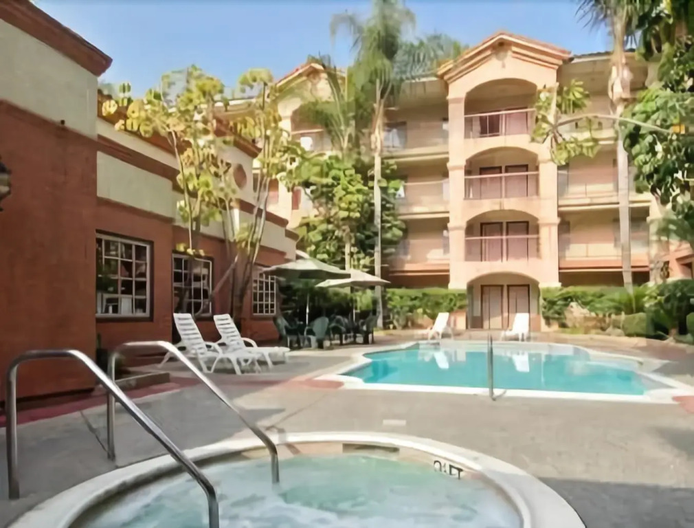 Park Suites Hotel