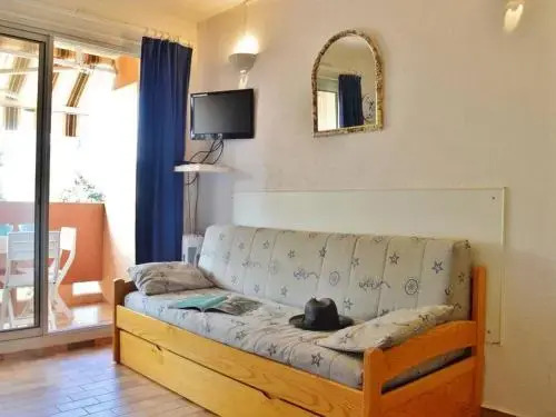 Apartment Rives De La Faviere