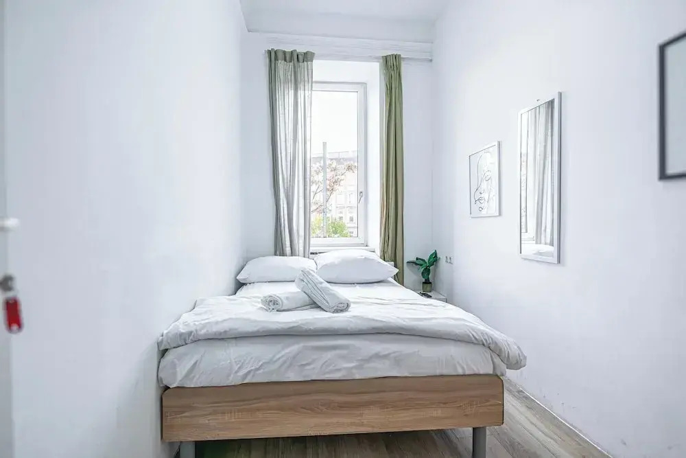 Cozy Room Shared Apt Millennium Tower