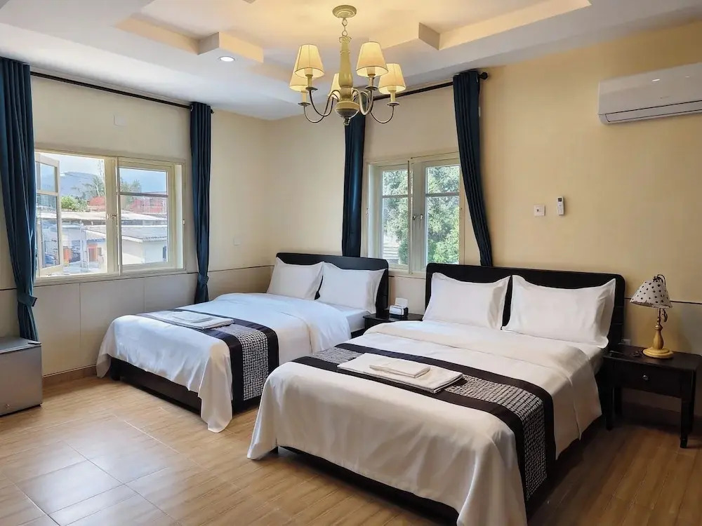 JUN YUE Ikeja Lagos hotel