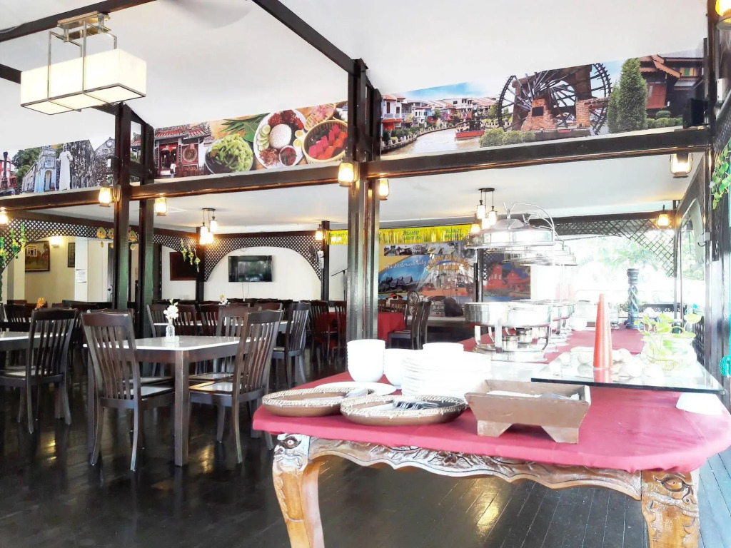 Shah's Beach Resort