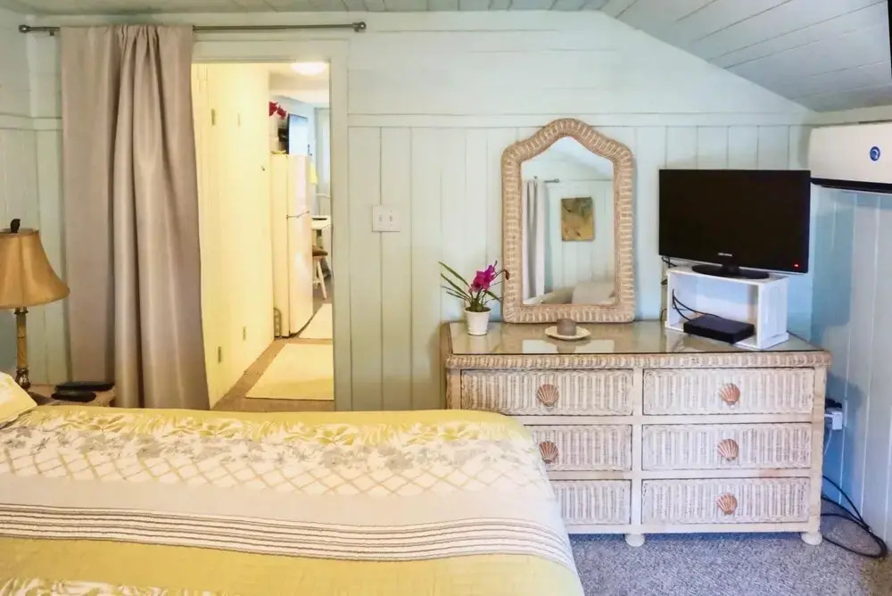 Treasure Island Beach Retreat Sleeps Up To 8