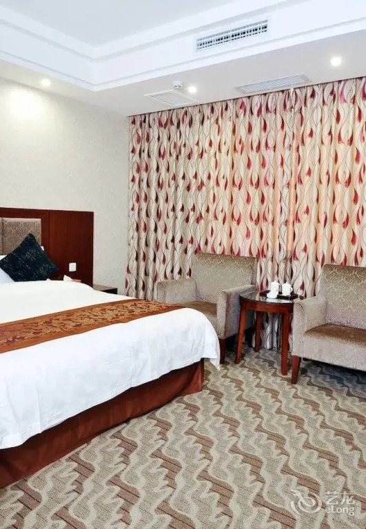 Dragon Garden Hotel