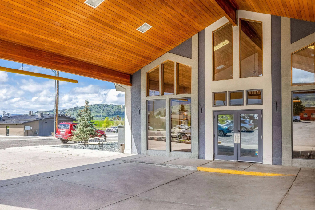 Wingate by Wyndham Butte City Center