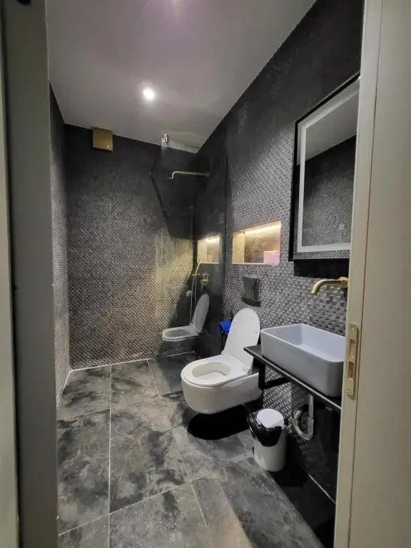 La Mirage Apartment 05