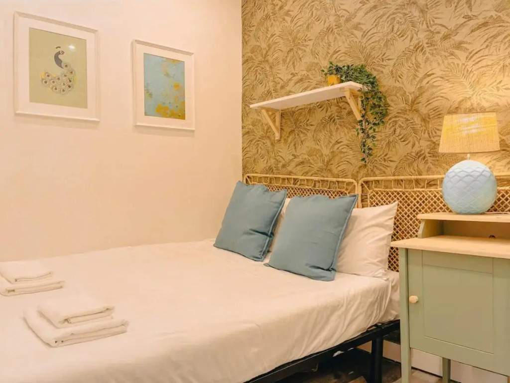Charming Local Flat Near Sao Bento Palace