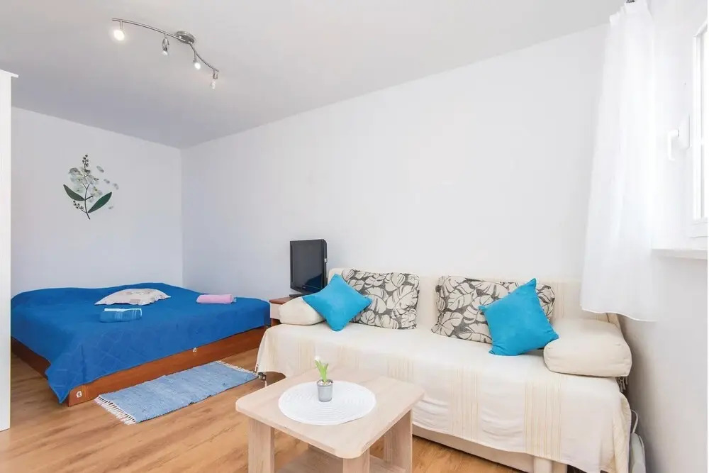 Amazing Home in Racisce With Wifi and 1 Bedrooms