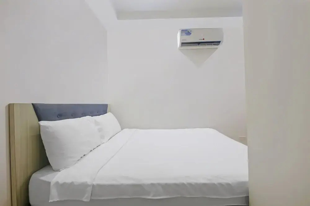 OYO 896 Silverio Suites