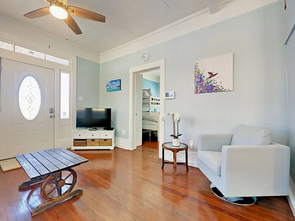 3101 Avenue R 1/2 Home 2 Bedrooms 1 Bathroom Home