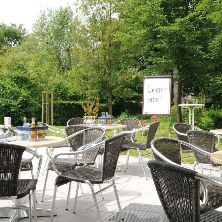 DORMERO Hotel Weingarten