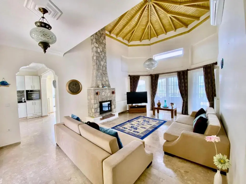 4 Bedroom - 3 Bathroom - 8 Person, Private Pool - Private 1000m2 Garden, DETACHED Villas, Unlimited WiFi - Free Parking