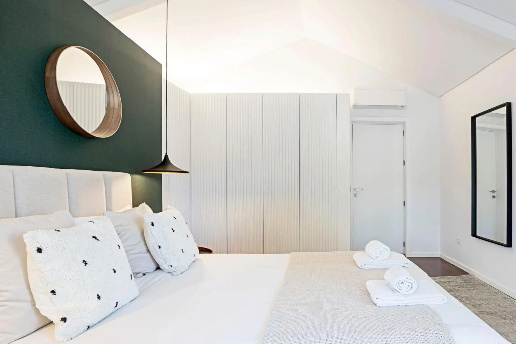 Wonderful 2BR Duplex Near River by LovelyStay