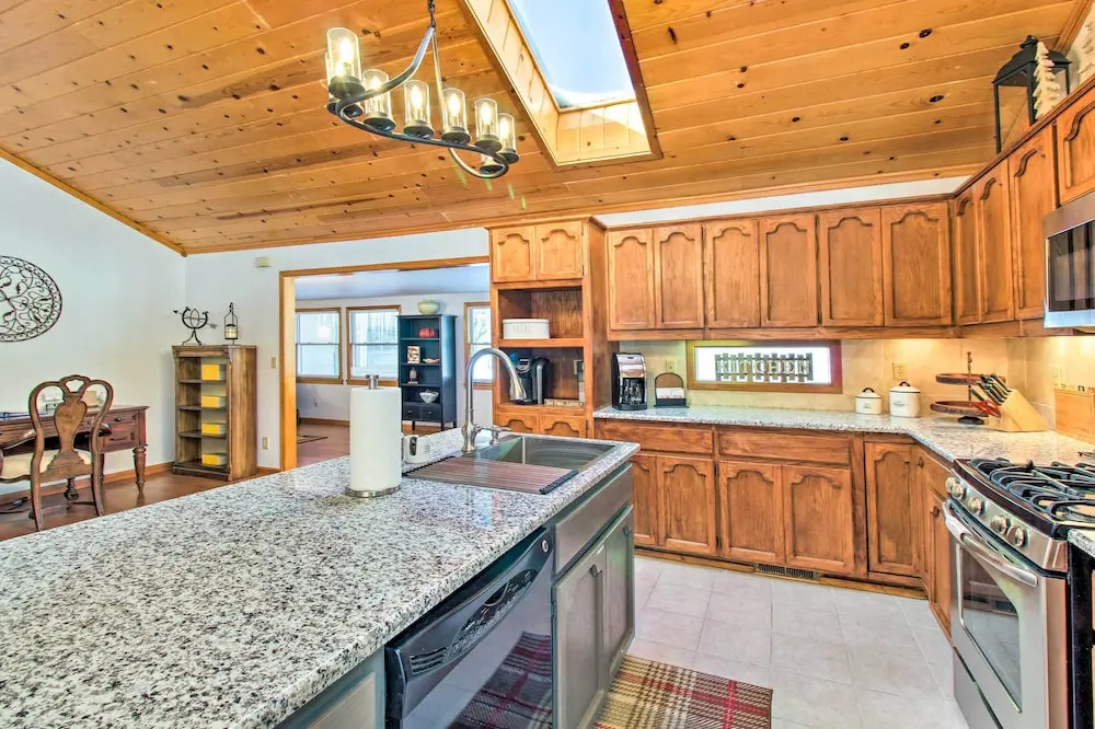 Pet-Friendly Cabin in Pinetop-Lakeside