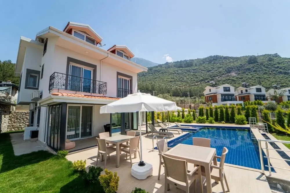 Serene Villa With Private Pool