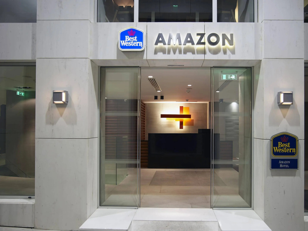 Amazon Hotel