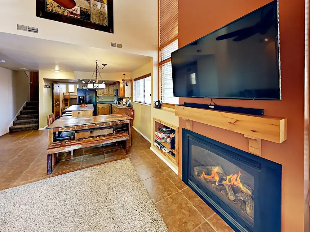 3710 Navajo Trail Townhouse Unit #74 4 Bedrooms 4 Bathrooms Townhouse