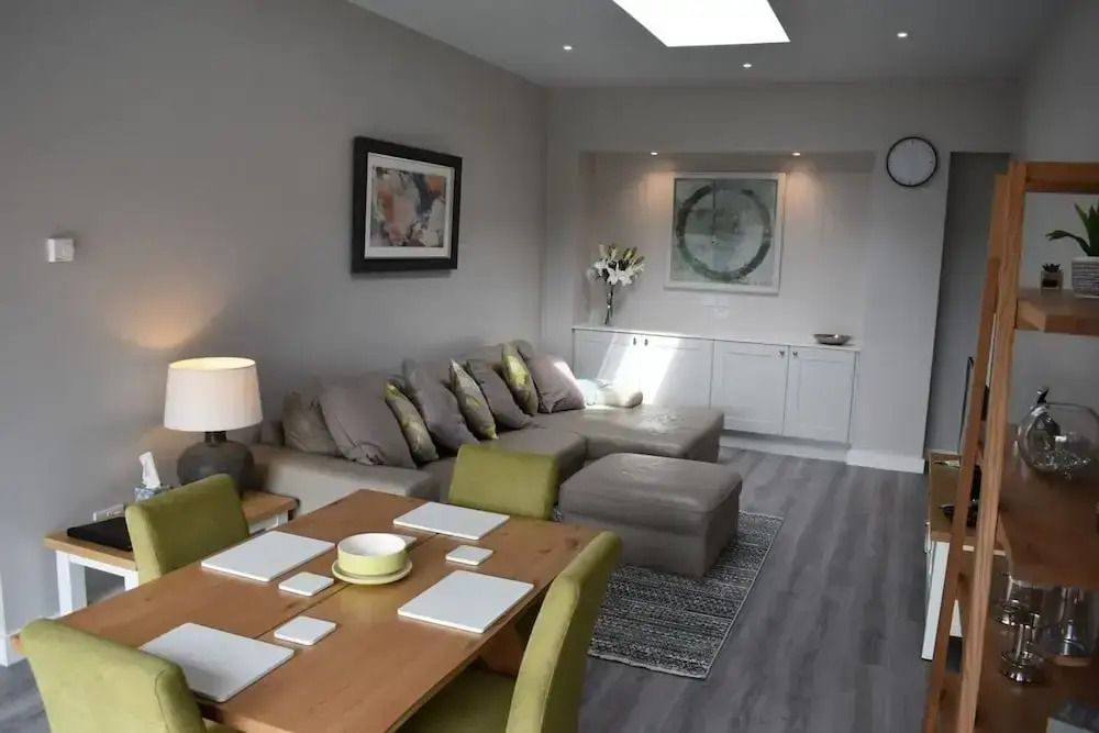 The View, Charming 2-bed Apartment in Shaftesbury,