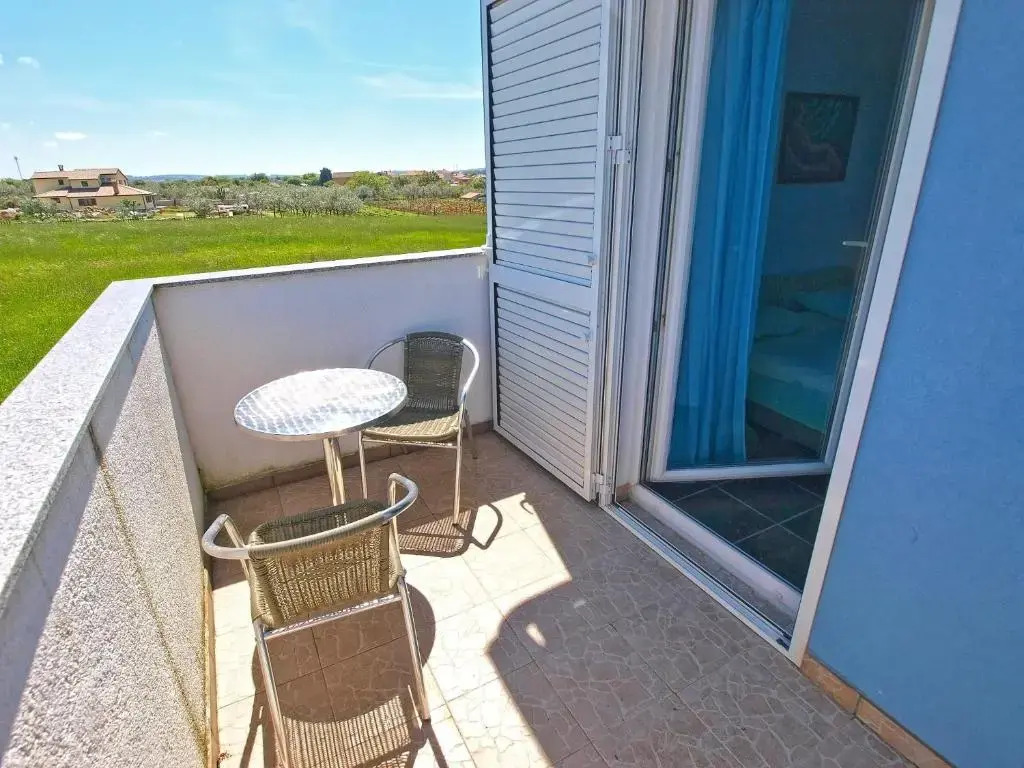 Apartments Ivo 1328