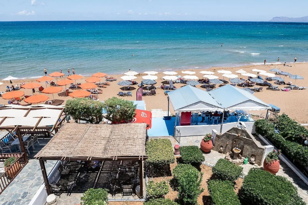 Hotel Koukouras And Lia Apartments Annexe
