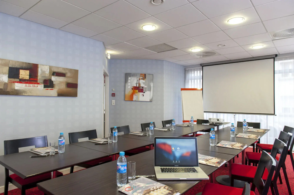 Brit Hotel Belfort Centre-Le Boreal