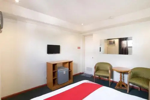 OYO 147 Mi Jo Hotel