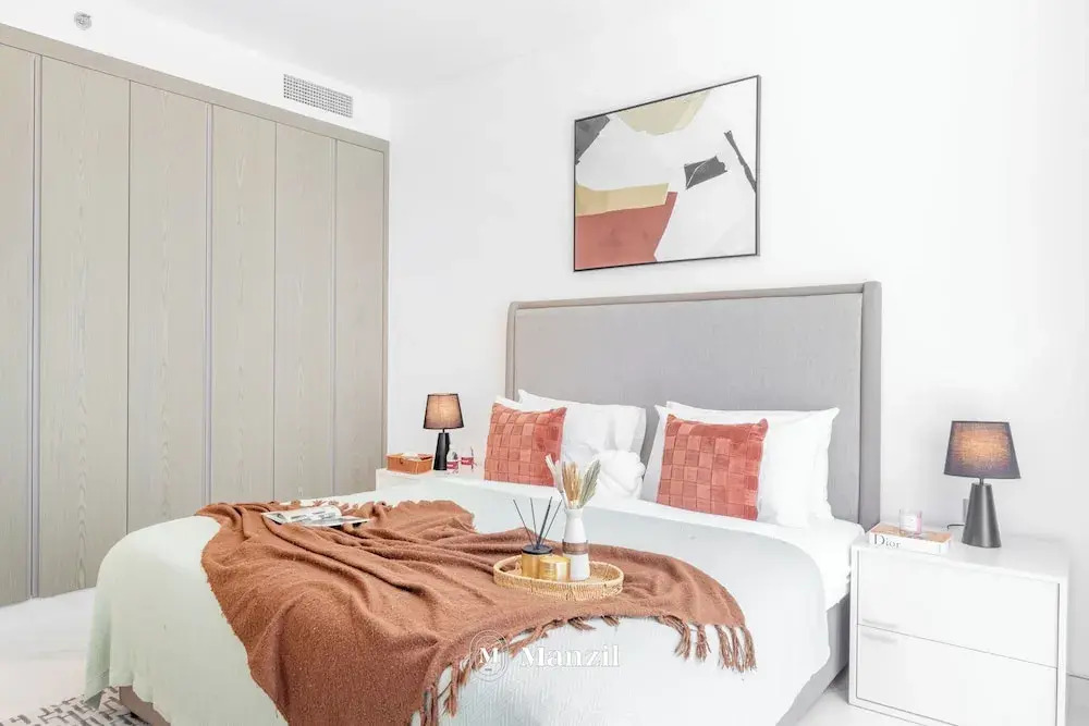 Manzil - Spacious 2BR near Dubai Mall