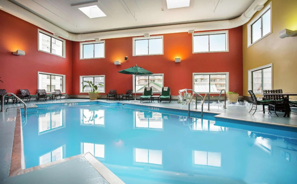 DoubleTree by Hilton Chicago OHare Airport-Rosemont